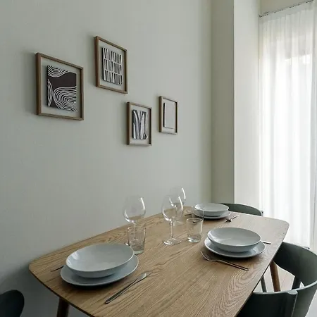 Uberto Visconti Di Modrone B Appartement