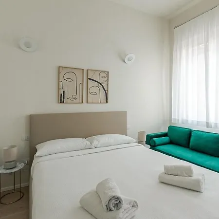 Uberto Visconti Di Modrone B Appartement Milan