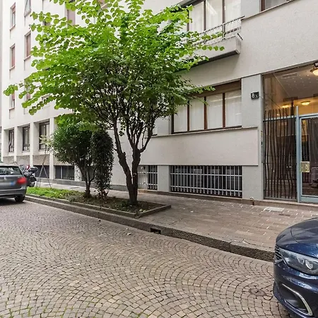 Appartement Uberto Visconti Di Modrone B Milan